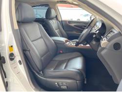 ＬＳ ＬＳ６００ｈ バージョンＬの中古車画像