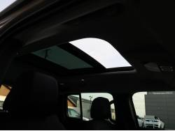 ディフェンダー １１０ＳＥ Ｐ３００ エアサスペンション装着車の中古車画像