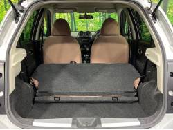 マーチ １２Ｘ ＦＯＵＲ ３０ｔｈハピネスの中古車画像