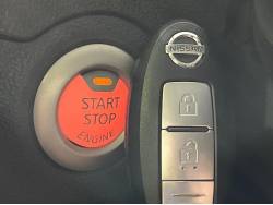 マーチ １２Ｘ ＦＯＵＲ ３０ｔｈハピネスの中古車画像