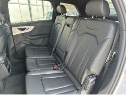 Ｑ７ ５０ＴＤＩクワトロ エアサスペンション装着車の中古車画像