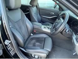 ３シリーズ ３２０ｄ ｘＤｒｉｖｅ Ｍスポーツの中古車画像