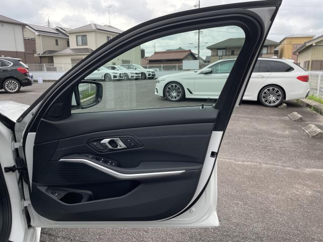 ＢＭＷ ３シリーズ ３２０ｄ ｘＤｒｉｖｅ Ｍスポーツ エディションシャドー 0.9万Km 472.0万円(愛知県)[107]の中古車詳細