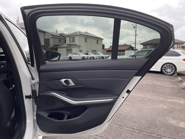 ＢＭＷ ３シリーズ ３２０ｄ ｘＤｒｉｖｅ Ｍスポーツ エディションシャドー 0.9万Km 472.0万円(愛知県)[107]の中古車詳細