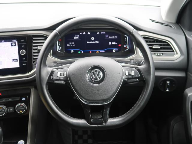 フォルクスワーゲン Ｔ－ロック ＴＤＩ スタイルデザインパッケージ 2.7万Km 229.9万円(大阪府)[814]の中古車詳細