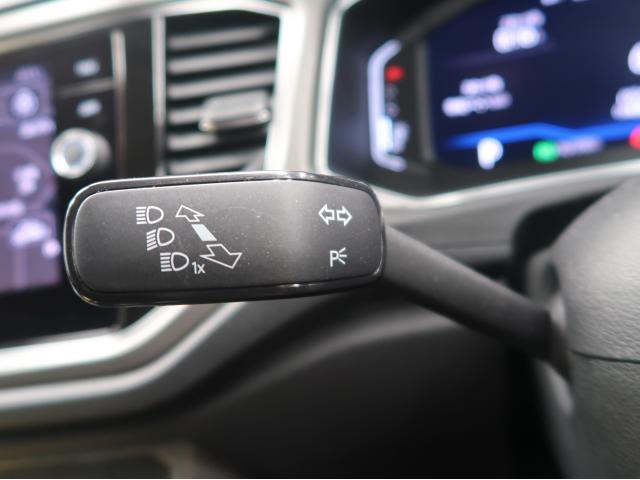 フォルクスワーゲン Ｔ－ロック ＴＤＩ スタイルデザインパッケージ 2.7万Km 229.9万円(大阪府)[814]の中古車詳細