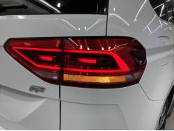 ゴルフトゥーラン ＴＳＩ Ｒラインの中古車画像