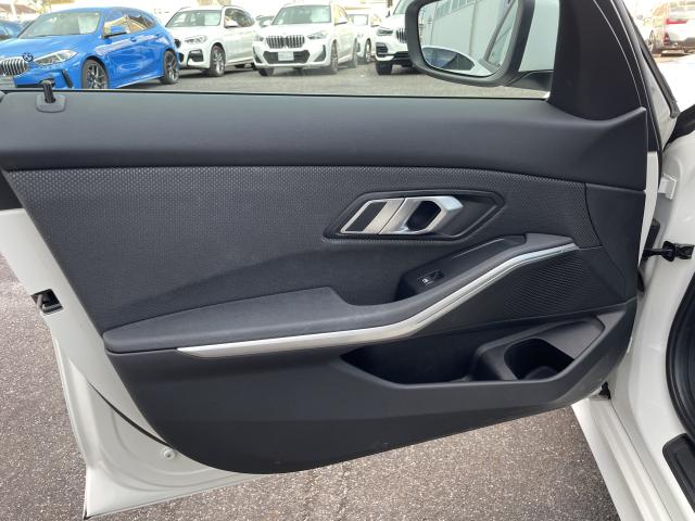 ＢＭＷ ３シリーズ ３２０ｄ ｘＤｒｉｖｅ エディションジョイ＋ 2.4万Km 330.0万円(愛知県)[213]の中古車詳細