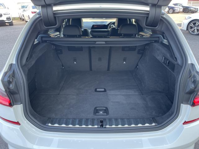 ＢＭＷ ３シリーズ ３２０ｄ ｘＤｒｉｖｅツーリング Ｍスポーツ エディションジョイ＋ 3.9万Km 365.0万円(愛知県)[301]の中古車詳細