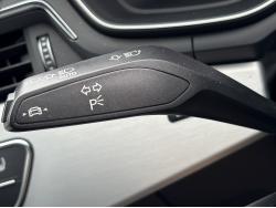 Ａ４アバント ブラックスタイルプラスの中古車画像