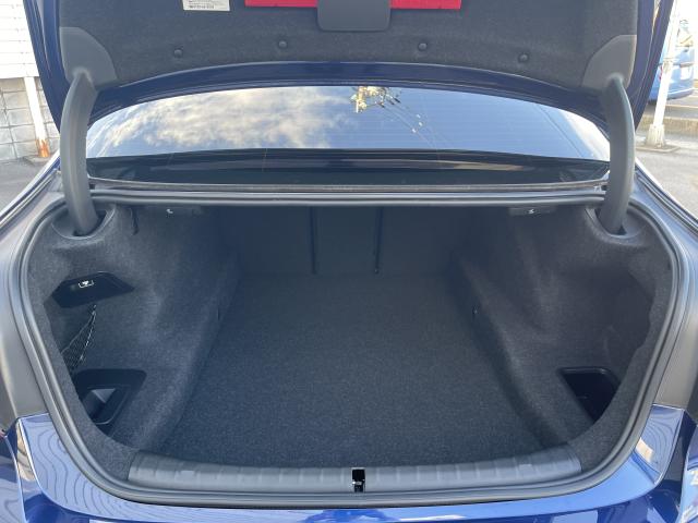 ＢＭＷ ５シリーズ ５３０ｉ Ｍスポーツ 3.7万Km 263.4万円(愛知県)[677]の中古車詳細