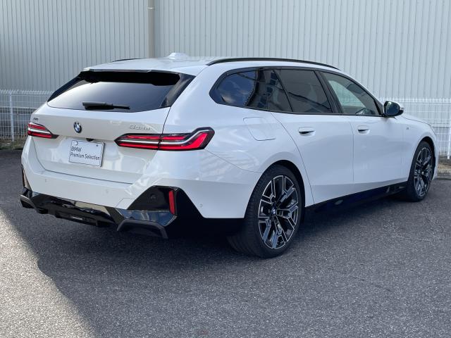 ＢＭＷ ５シリーズ ５２３ｄ ｘＤｒｉｖｅツーリング Ｍスポーツ 0.9万Km 620.0万円 2024年式[624]の中古車詳細(愛知県)