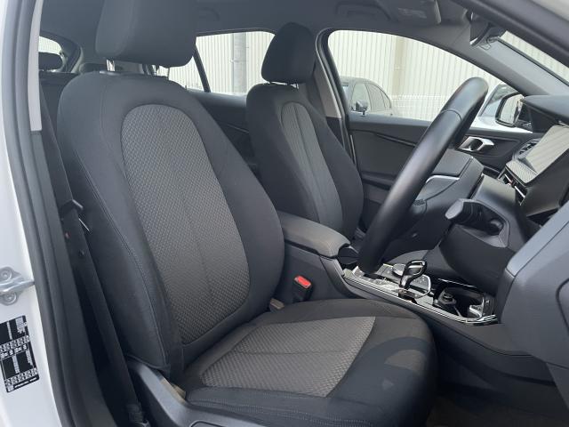 ＢＭＷ １シリーズ １１８ｄ プレイ エディションジョイ＋ 1.4万Km 240.0万円(愛知県)[645]の中古車詳細